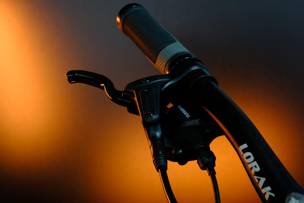 Lorak 6.0 Матовый Чёрный/Оранжевый рама 17 (на рост 155-173)