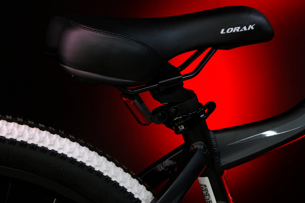 LORAK GLORY 200 8 sp Матовый Чёрный/Белый 15р (на рост 141-160)